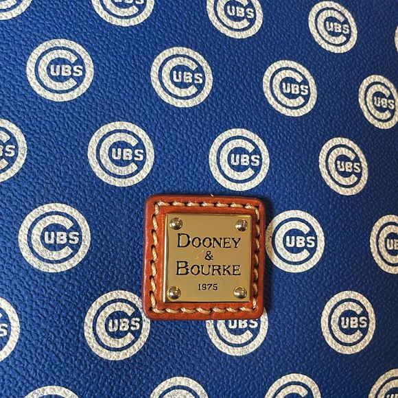 Dooney & Bourke Chicago Cubs Crossbody Purse NWT - Picture 3 of 12